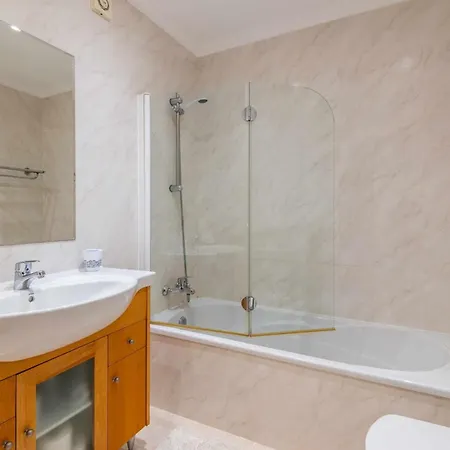 Balaia Residense Penthouse 2 Bedroom With Pool